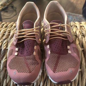 On Running Shoes Women size 9